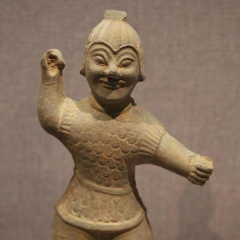 (月之国度手游官网)探秘月之国度手游：穿越绮丽之月，探寻神秘国度的冒险旅程